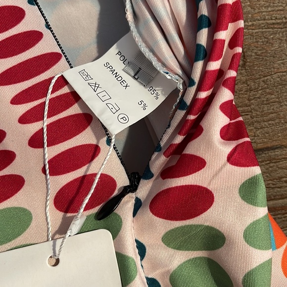 Jumpsuit - Picture 5 of 8